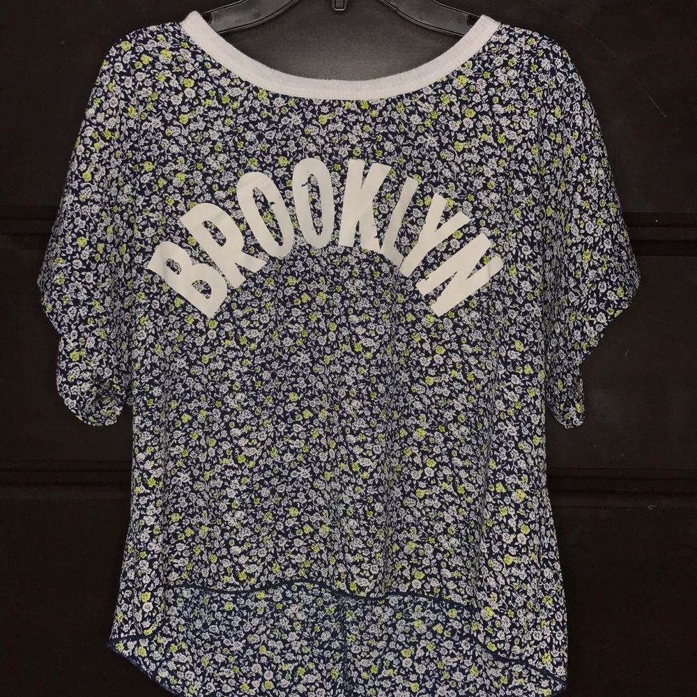 Brooklyn floral short sleeve shirt!!